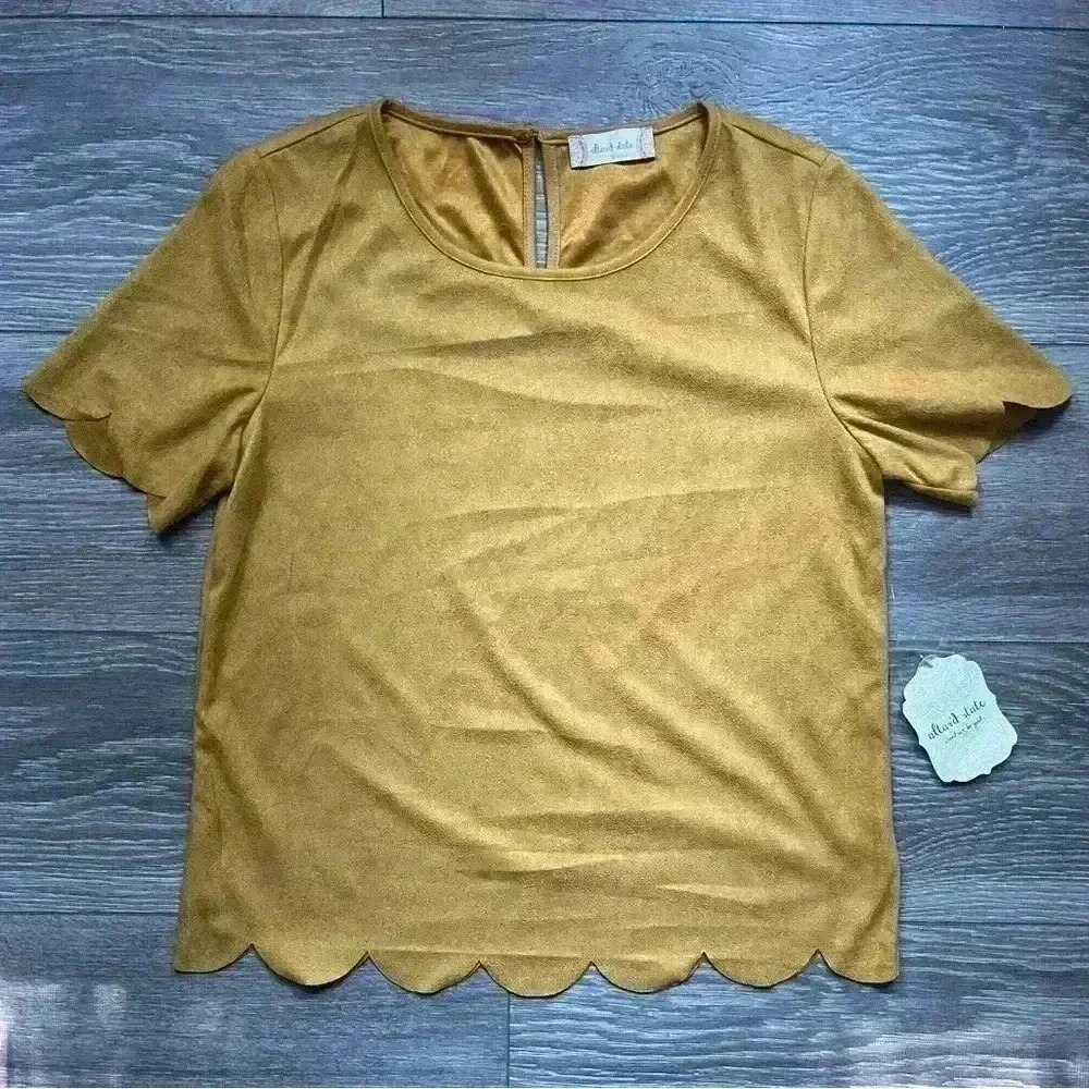 NEW Atar’d State Faux Suede Mustard Yellow Short Sleeve Top Size S